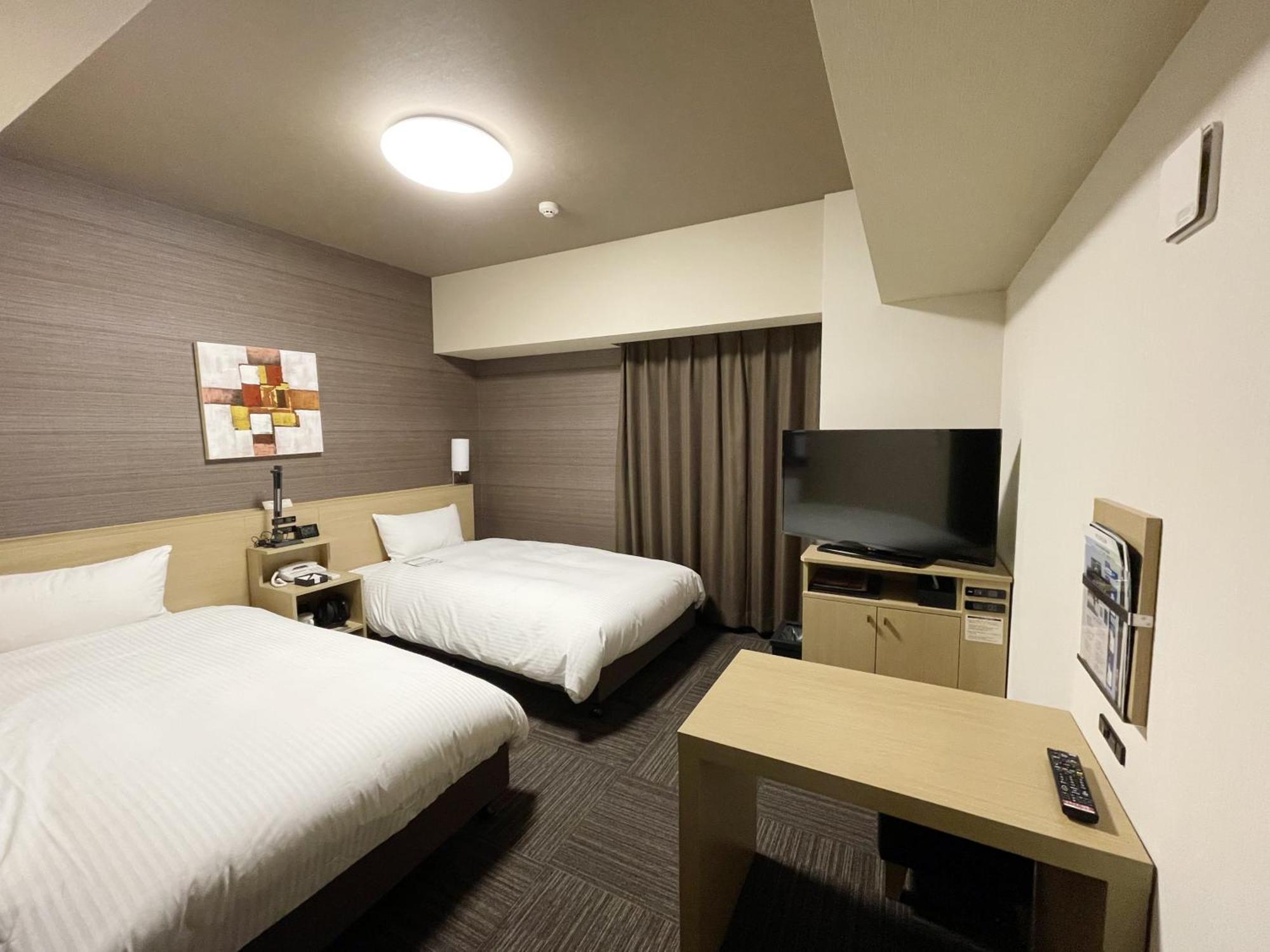 Hotel Route-Inn Osaka Takaishi -Hagoromo Ekimae- Exterior photo